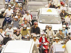 Đã có nhiều giải pháp được đưa ra nhưng tình trạng ùn tắc giao thông tại TP Hà Nội vẫn chưa được cải thiện